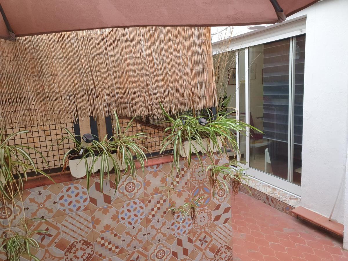Apartamentos Naranja Y Limon Valencia Exteriör bild
