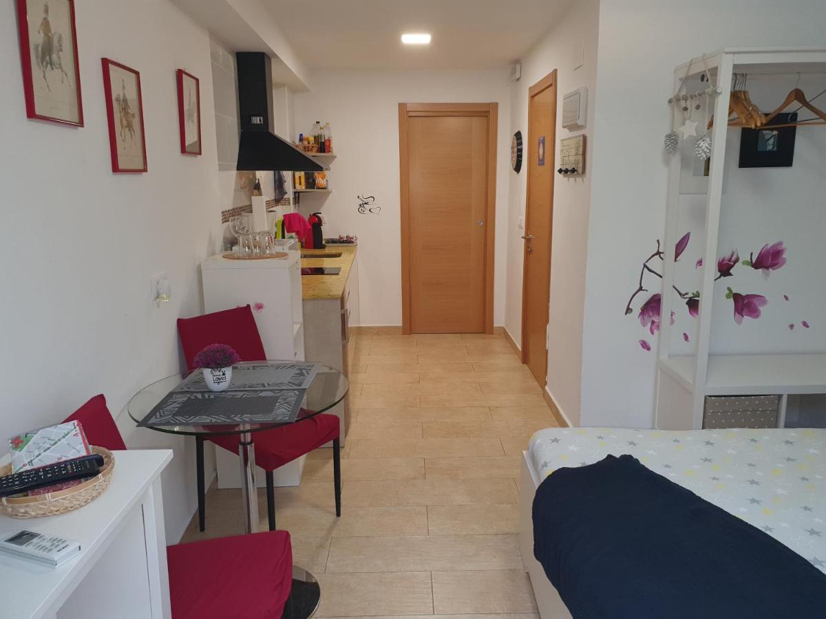 Apartamentos Naranja Y Limon Valencia Exteriör bild
